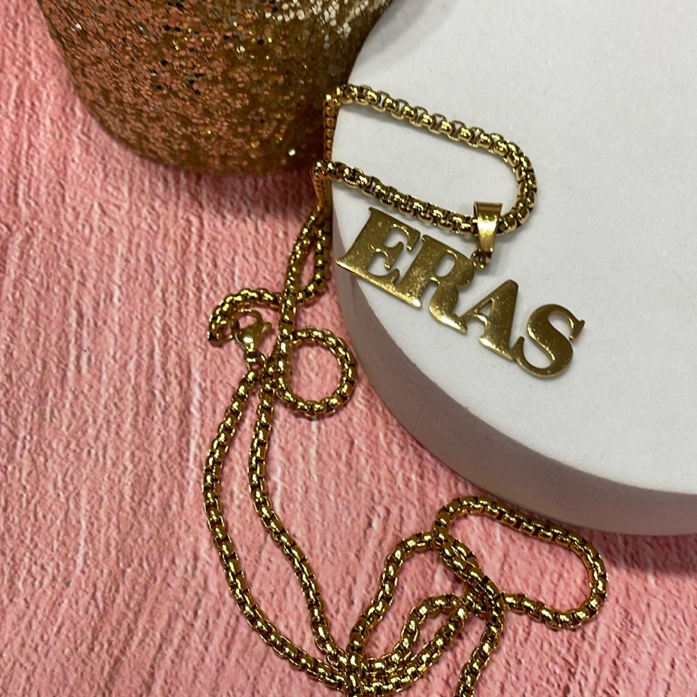 Eras Gold Necklace